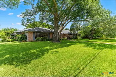1413 N 11th Street, Temple, TX 76501 - Photo 3