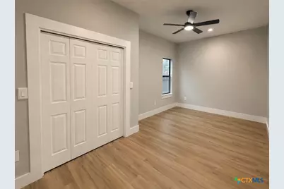 800 N Fannin Avenue, Cameron, TX 76520 - Photo 13