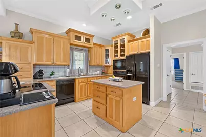 348 Skyline Drive, Copperas Cove, TX 76522 - Photo 17
