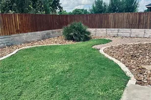 231 Navarro Xing St, Seguin, TX 78155 - Photo 33