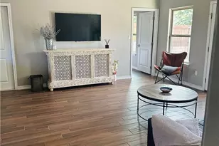 231 Navarro Xing St, Seguin, TX 78155 - Photo 15