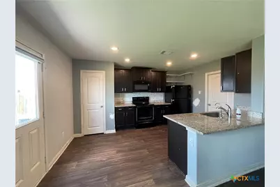 409 Wincliff Lane, Jarrell, TX 76537 - Photo 5