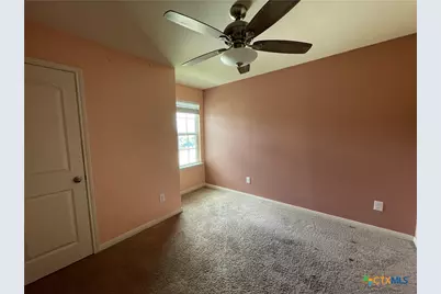 409 Wincliff Lane, Jarrell, TX 76537 - Photo 11