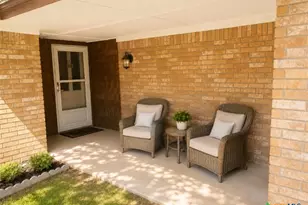 2706 Phyllis Dr, Copperas Cove, TX 76522 - Photo 3