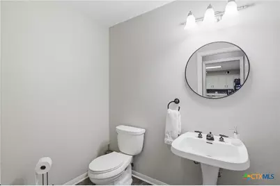 504 Colony Creek Drive, Victoria, TX 77904 - Photo 23