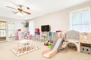 504 Colony Creek Dr, Victoria, TX 77904 - Photo 19