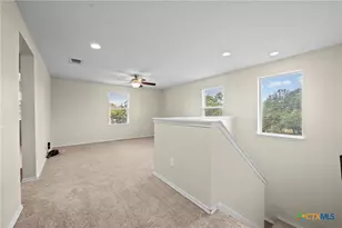 220 Hinge Creek, Cibolo, TX 78108 - Photo 29