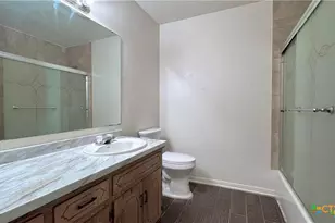 727 Royal St, Salado, TX 76571 - Photo 9