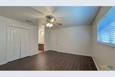 727 Royal Street #709,711,717,719,725 & 727, Salado, TX 76571 - Photo 11