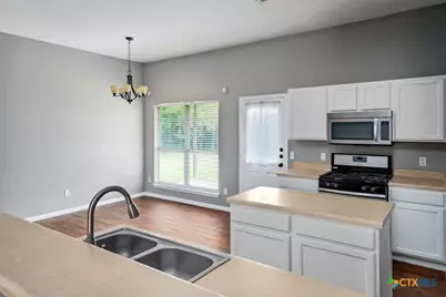 403 Thunderstorm Avenue, Lockhart, TX 78644 - Photo 11