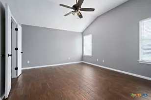 403 Thunderstorm Ave, Lockhart, TX 78644 - Photo 13