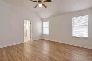 104 Evergreen Cir, Georgetown, TX 78626 - Photo 9