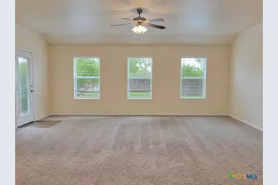 1015 Franklin Circle, Belton, TX 76513 - Photo 3