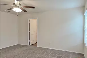 1015 Franklin Cir, Belton, TX 76513 - Photo 11