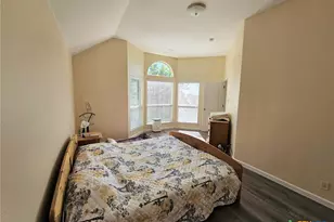 2253 N Ranch Estates Blvd, New Braunfels, TX 78130 - Photo 21