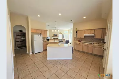 2253 N Ranch Estates Boulevard, New Braunfels, TX 78130 - Photo 13