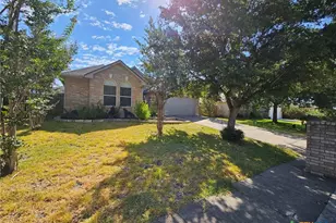 2253 N Ranch Estates Blvd, New Braunfels, TX 78130 - Photo 1
