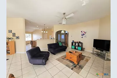 2253 N Ranch Estates Boulevard, New Braunfels, TX 78130 - Photo 11