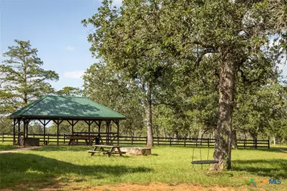 10488 Hwy 304, Harwood, TX 78629 - Photo 9