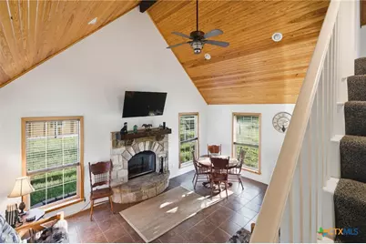 10488 Hwy 304, Harwood, TX 78629 - Photo 27