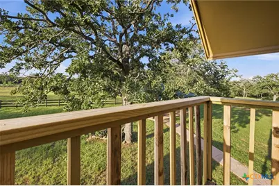 10488 Hwy 304, Harwood, TX 78629 - Photo 29