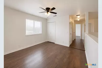900 Jasmine Trail, Georgetown, TX 78626 - Photo 9