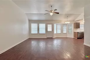 902 Jasmine Trail, Georgetown, TX 78626 - Photo 5