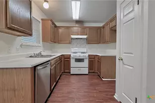 902 Jasmine Trail, Georgetown, TX 78626 - Photo 7