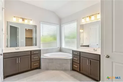 1117 Blue Oak Boulevard, San Marcos, TX 78666 - Photo 5