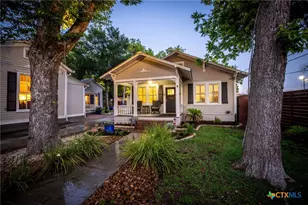 168 E Zink St, New Braunfels, TX 78130 - Photo 9