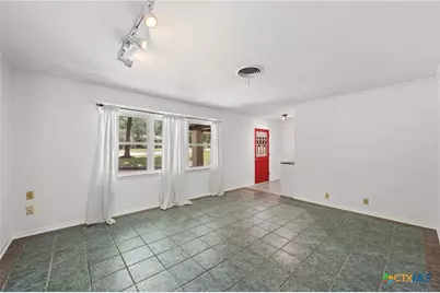 3109 W Avenue R, Temple, TX 76504 - Photo 11