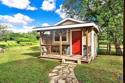 1591 County Road 476, Stockdale, TX 78160 - Photo 31