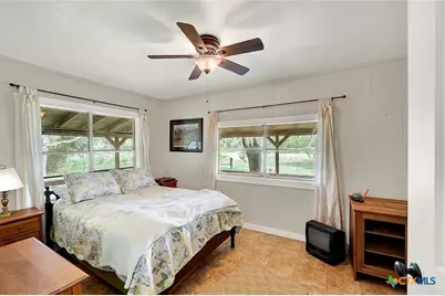 1591 County Road 476, Stockdale, TX 78160 - Photo 29