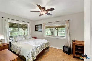 1591 County Rd 476, Stockdale, TX 78160 - Photo 29
