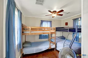 1591 County Rd 476, Stockdale, TX 78160 - Photo 33