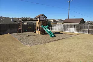 9805 Kaitlyn Dr, Killeen, TX 76542 - Photo 29