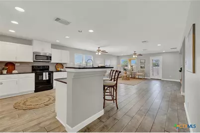 1442 Jordan Crossing, New Braunfels, TX 78130 - Photo 5