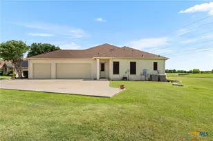 1352 Walker Cir, Salado, TX 76571 - Photo 39