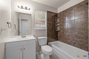 1822 Dusk Dr, Killeen, TX 76543 - Photo 19