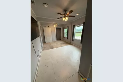 1302 E Avenue F, Temple, TX 76501 - Photo 11