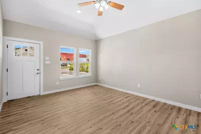 606 Bridge Street, Gatesville, TX 76528 - Photo 9
