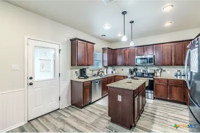 813 Ross Road, Copperas Cove, TX 76522 - Photo 5