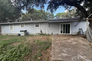 726 Encino Dr, New Braunfels, TX 78130 - Photo 17