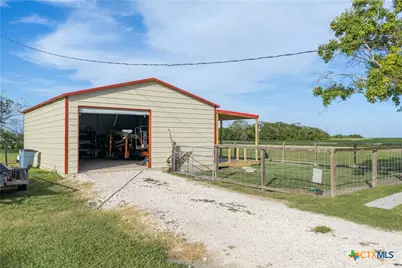 101 Proctor Street, Austwell, TX 77950 - Photo 13