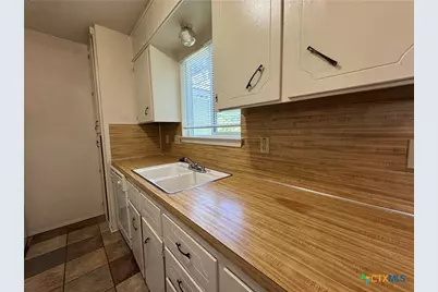 1203 Willow Springs Road, Killeen, TX 76549 - Photo 7