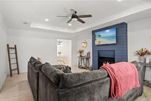 1523 Camellia Ln, New Braunfels, TX 78130 - Photo 7
