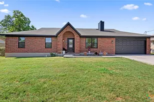1523 Camellia Ln, New Braunfels, TX 78130 - Photo 1