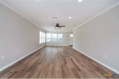 2605 N Ben Jordan Street, Victoria, TX 77901 - Photo 7