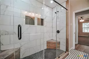 2605 N Ben Jordan St, Victoria, TX 77901 - Photo 21