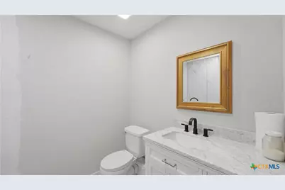 1655 Kuehler Avenue, New Braunfels, TX 78130 - Photo 33